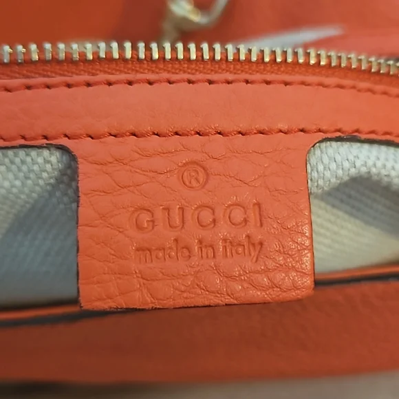 Gucci Soho Chain Tote - Picture 7 of 16